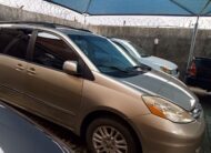 2008 Sienna Gold V6