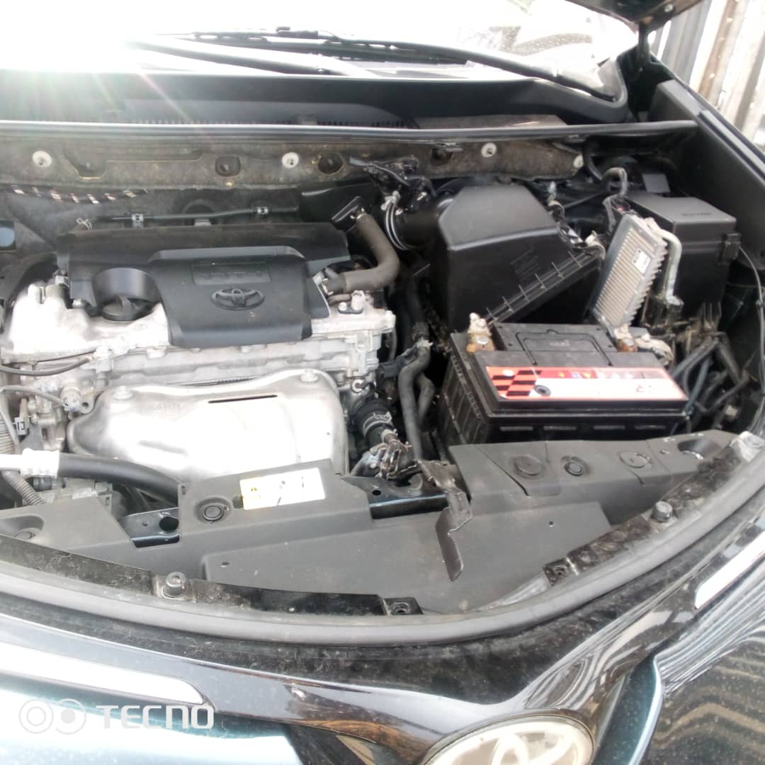 TOYOTA RAV4 2017 MODEL XLE