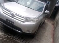 TOYOTA HIGHLANDER 2011 MODEL